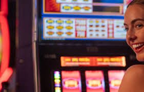 Bingo games and casino entertainment section on jilicrown
